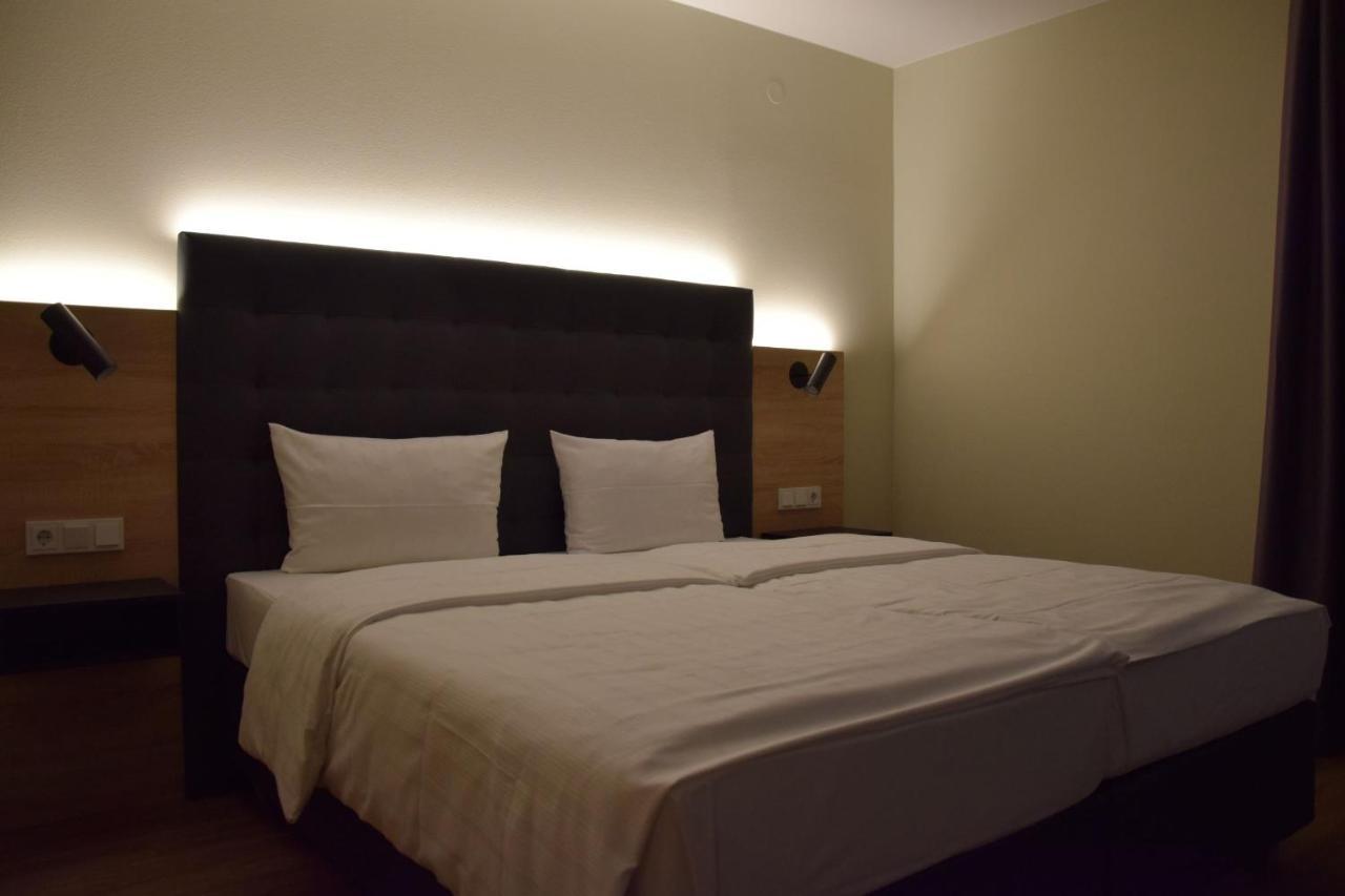 Hotel Kempf Dirmstein ภายนอก รูปภาพ